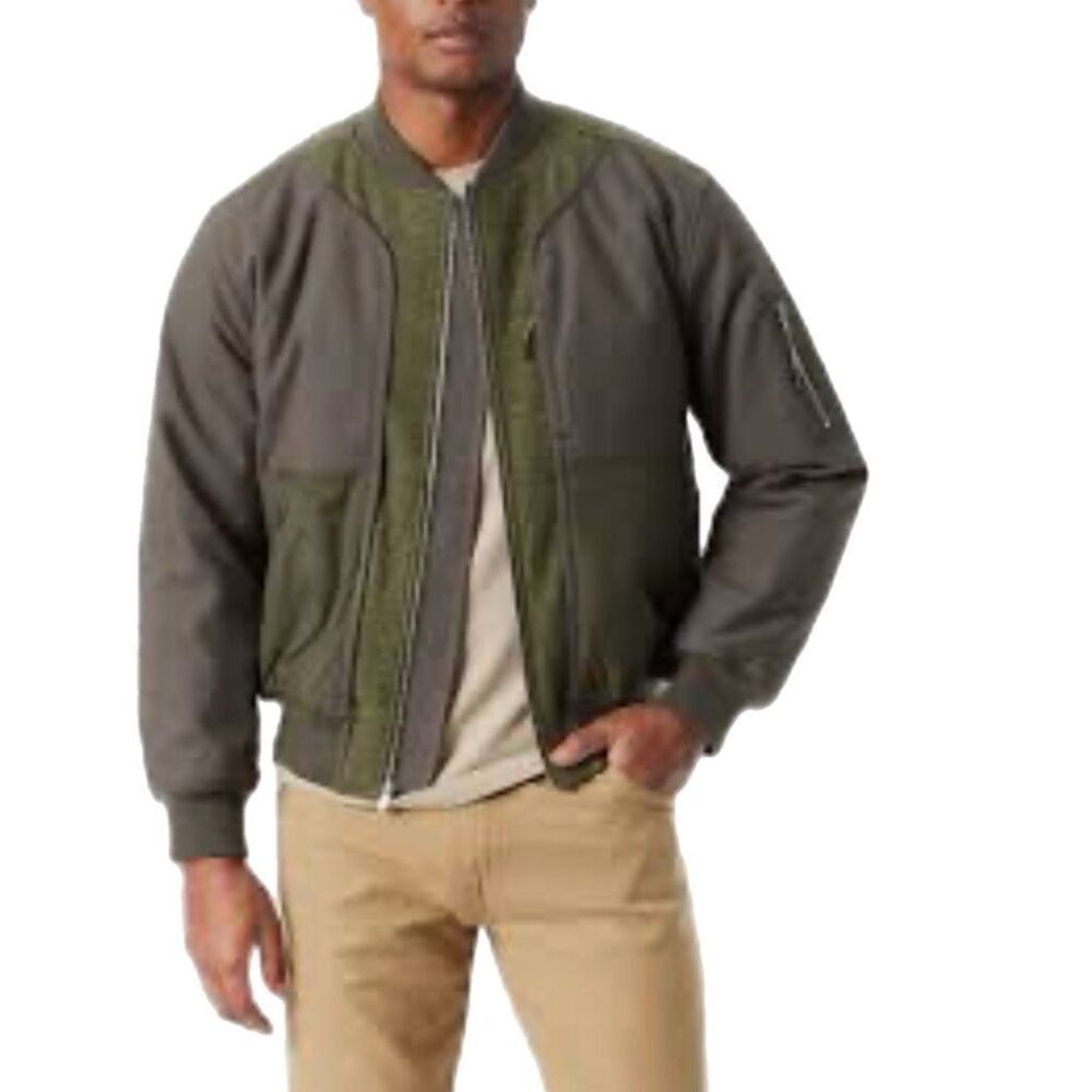 NWT Bass Outdoor Hero Bomber Jacket. In mostly olive color. Size XXL